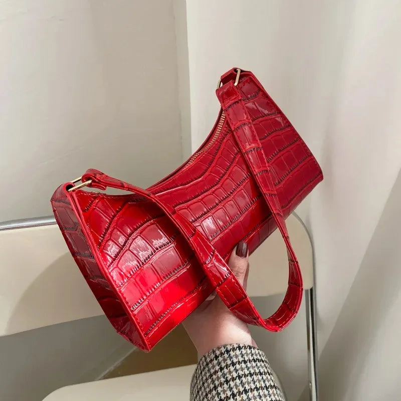 Bolso De Axila Con Estampado De Cocodrilo